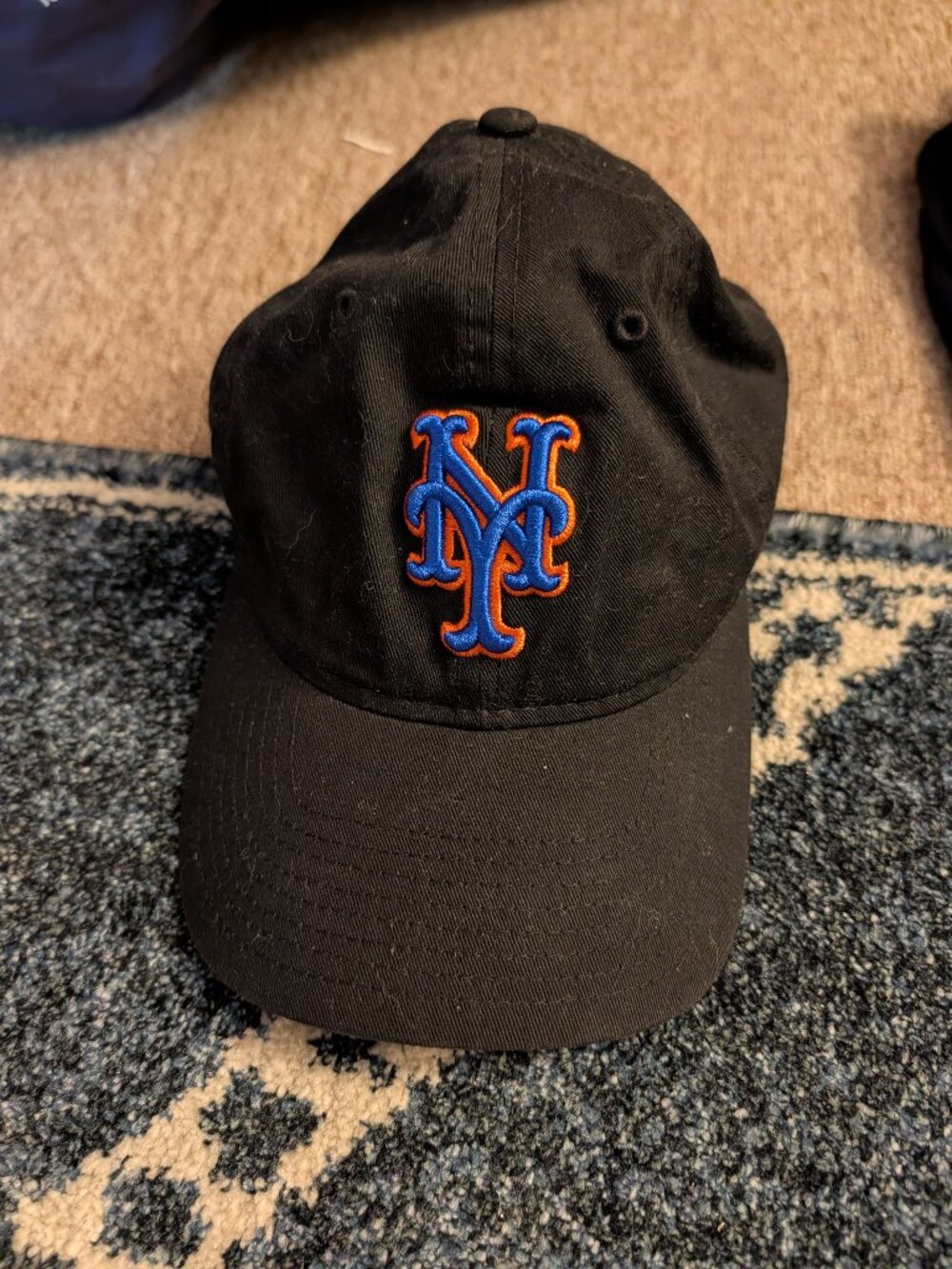 New Era New York Mets Core Classic Black 9TWENTY Adjustable Hat